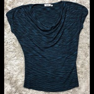 👋 Sale 😻 Scoop neck knit top